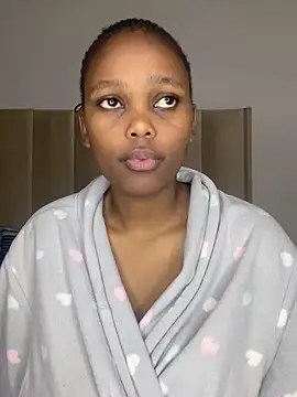 Snapshot of Abby_108 chatting on November 25, 2025, 10:21 pm Abby 108 online show from November 25, 2025, 10:21 pm