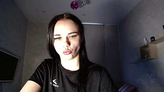 Snapshot of Kseni_a chatting on May 14, 2026, 10:56 am Kseni a online show from May 14, 2026, 10:56 am