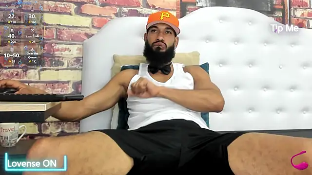 Snapshot of Damian_Shakur chatting on February 28, 2026, 12:38 pm Damian Shakur online show from February 28, 2026, 12:38 pm