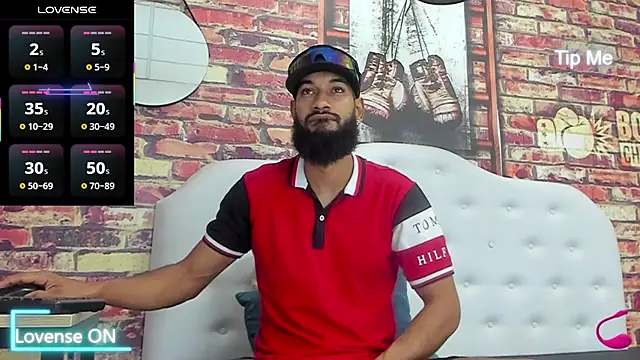 Snapshot of Damian_Shakur chatting on February 5, 2026, 12:23 pm Damian Shakur online show from February 5, 2026, 12:23 pm