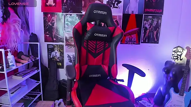 mistresscrowley666 online show from August 4, 2026, 6:01 pm