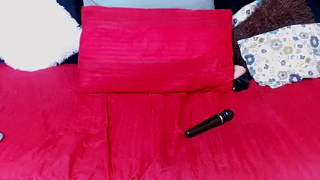 Violettx25 online show from December 16, 2025, 5:00 am