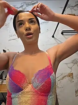 Snapshot of NaughtyChloe chatting on November 19, 2025, 5:07 am NaughtyChloe online show from November 19, 2025, 5:07 am