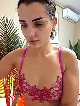 Snapshot of NaughtyChloe chatting on September 13, 2025, 5:18 am NaughtyChloe online show from September 13, 2025, 5:18 am