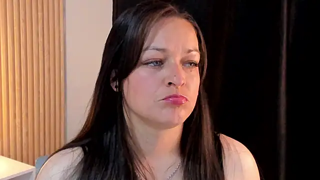 4ngel greey online show from September 22, 2025, 8:48 pm