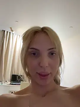 Snapshot of olivia_soft chatting on June 9, 2026, 11:06 pm olivia soft online show from June 9, 2026, 11:06 pm