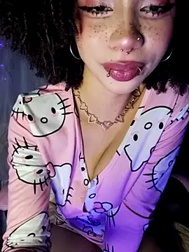 Snapshot of bettyboo2801 chatting on February 22, 2026, 2:36 am bettyboo2801 online show from February 22, 2026, 2:36 am