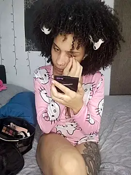 Snapshot of bettyboo2801 chatting on December 23, 2025, 3:17 am bettyboo2801 online show from December 23, 2025, 3:17 am