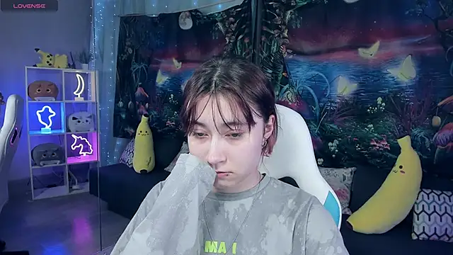 Snapshot of ClaraParks chatting on January 9, 2026, 11:11 pm ClaraParks online show from January 9, 2026, 11:11 pm