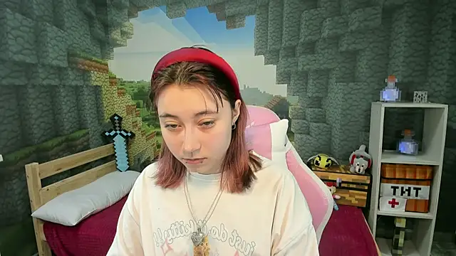 Snapshot of ClaraParks chatting on January 13, 2026, 7:40 pm ClaraParks online show from January 13, 2026, 7:40 pm