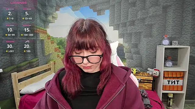 Snapshot of ClaraParks chatting on November 7, 2025, 6:34 pm ClaraParks online show from November 7, 2025, 6:34 pm