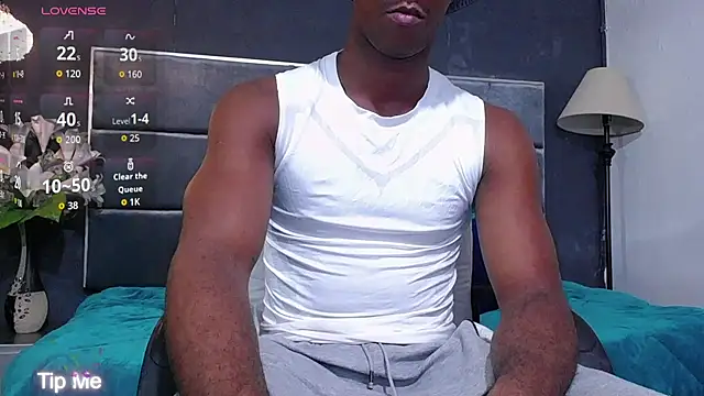 Snapshot of blackbignude chatting on November 11, 2025, 1:33 am blackbignude online show from November 11, 2025, 1:33 am