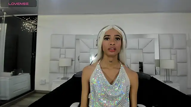 Snapshot of Dahlia_Moss chatting on November 29, 2025, 3:28 am Dahlia Moss online show from November 29, 2025, 3:28 am