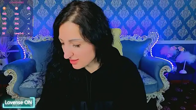 Snapshot of MissRossi chatting on February 8, 2026, 7:44 pm MissRossi online show from February 8, 2026, 7:44 pm