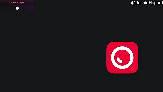 Snapshot of JonnieHagard chatting on December 1, 2025, 11:38 pm JonnieHagard online show from December 1, 2025, 11:38 pm