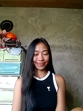 Snapshot of SweetMissPinay18 chatting on May 27, 2026, 7:38 am SweetMissPinay18 online show from May 27, 2026, 7:38 am