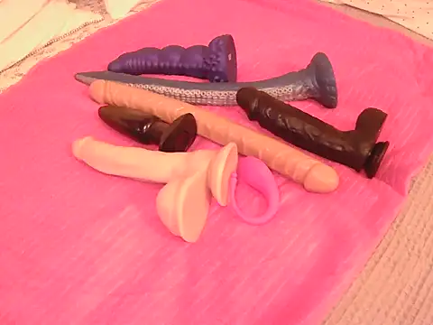 Snapshot of kimTgirl chatting on January 17, 2026, 12:09 pm kimTgirl online show from January 17, 2026, 12:09 pm