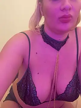 Snapshot of NellyExtraa chatting on November 10, 2025, 8:36 pm NellyExtraa online show from November 10, 2025, 8:36 pm