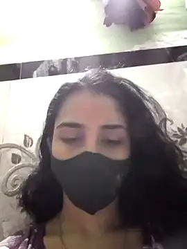 Snapshot of Zoya_G chatting on October 7, 2025, 10:38 am Zoya G online show from October 7, 2025, 10:38 am