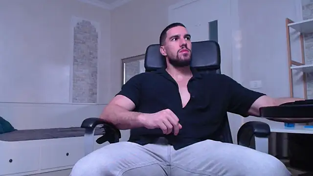 IvanHydee online show from September 21, 2025, 4:50 am