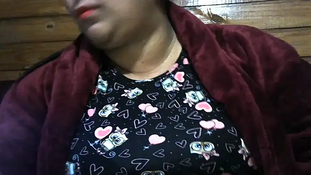 MARRENTINHA34 online show from July 6, 2026, 1:40 pm