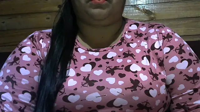 MARRENTINHA34 online show from July 8, 2026, 1:01 pm