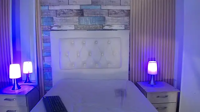 Bonnali lune online show from March 26, 2026, 3:05 am