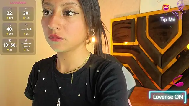 Snapshot of Sheilly_brown chatting on July 16, 2026, 7:55 pm Sheilly brown online show from July 16, 2026, 7:55 pm
