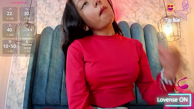 Snapshot of Sheilly_brown chatting on June 19, 2026, 7:41 pm Sheilly brown online show from June 19, 2026, 7:41 pm