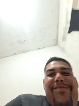 feehzungi0000 online show from February 18, 2026, 12:30 am