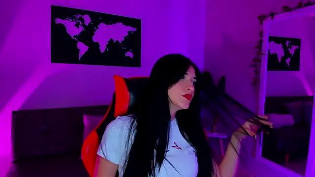 ZoeValencia1 online show from March 4, 2026, 12:35 pm