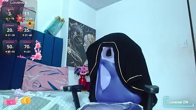 Snapshot of Tatiana_star1 chatting on September 27, 2025, 8:37 pm Tatiana star1 online show from September 27, 2025, 8:37 pm