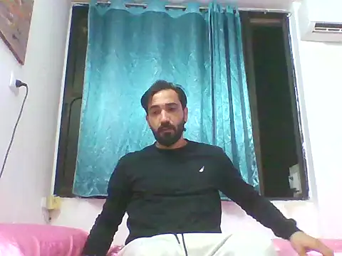 Snapshot of NeonDrake chatting on March 3, 2026, 8:49 pm NeonDrake online show from March 3, 2026, 8:49 pm