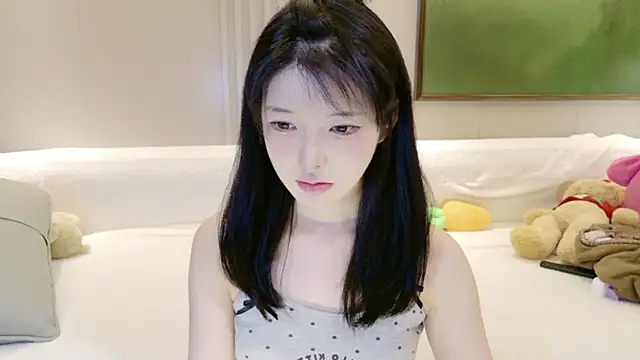 EnEn xiaobao online show from April 24, 2026, 12:18 pm