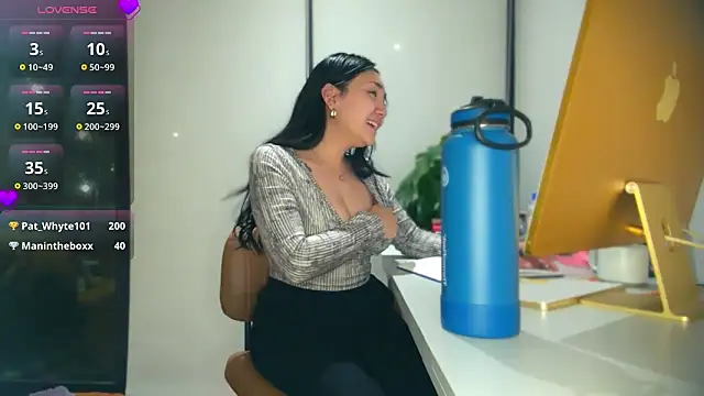 Snapshot of yuzhara chatting on September 10, 2025, 3:16 am yuzhara online show from September 10, 2025, 3:16 am