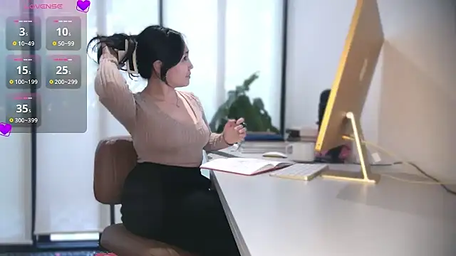 Snapshot of yuzhara chatting on September 8, 2025, 3:22 pm yuzhara online show from September 8, 2025, 3:22 pm