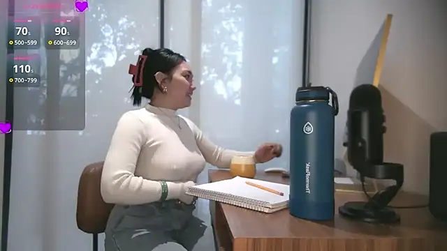 Snapshot of yuzhara chatting on November 4, 2025, 2:21 pm yuzhara online show from November 4, 2025, 2:21 pm