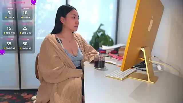 Snapshot of yuzhara chatting on October 16, 2025, 2:14 pm yuzhara online show from October 16, 2025, 2:14 pm