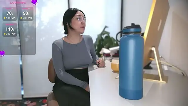 Snapshot of yuzhara chatting on October 7, 2025, 2:18 pm yuzhara online show from October 7, 2025, 2:18 pm