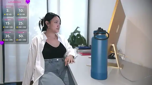 Snapshot of yuzhara chatting on September 25, 2025, 3:18 pm yuzhara online show from September 25, 2025, 3:18 pm