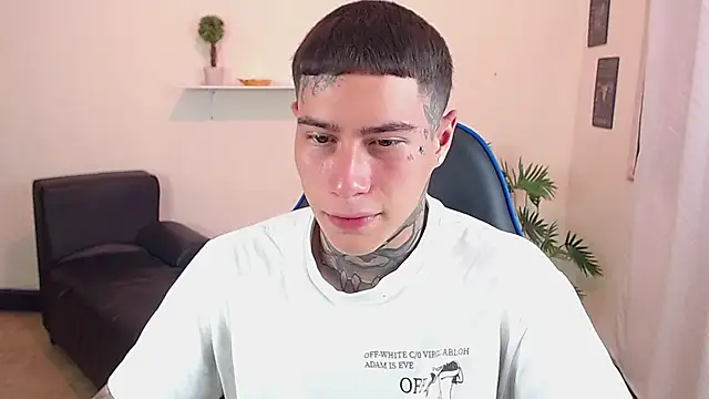 Snapshot of setthomas chatting on February 26, 2026, 9:37 pm setthomas online show from February 26, 2026, 9:37 pm