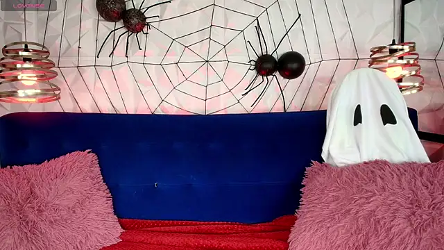 Snapshot of ly_lulu chatting on October 11, 2025, 7:04 pm ly lulu online show from October 11, 2025, 7:04 pm