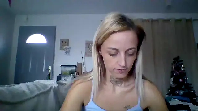 chaudasse sex7 online show from December 1, 2025, 1:45 pm