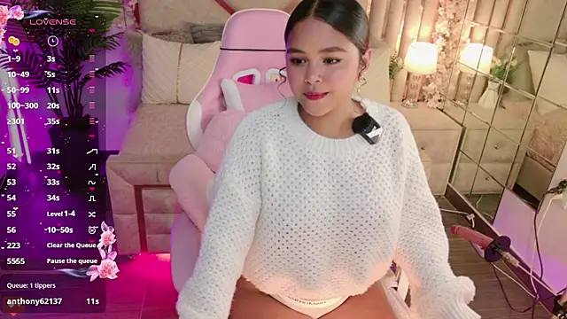 Snapshot of eimy_2 chatting on November 11, 2025, 4:40 am eimy 2 online show from November 11, 2025, 4:40 am