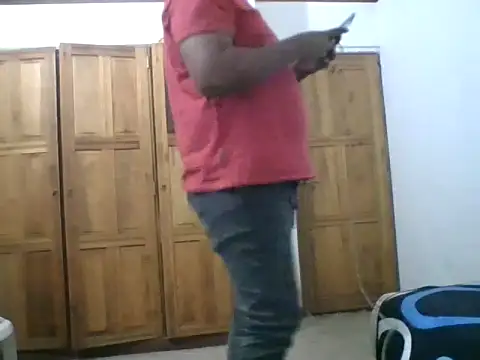 alexande 04 online show from November 8, 2025, 10:13 pm