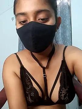 shrutee12 online show from November 3, 2025, 9:24 am