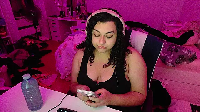 chericheesecake online show from October 25, 2025, 3:28 am