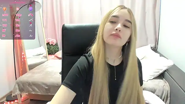 TaisiaHot online show from March 17, 2026, 9:01 am