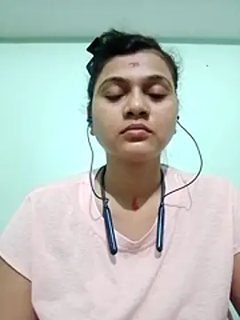 Kavya-Tiwari online show from October 22, 2025, 6:29 pm