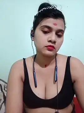 Kavya-Tiwari online show from June 7, 2026, 8:52 am